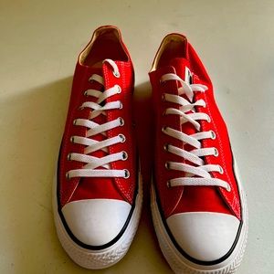Red converse mens